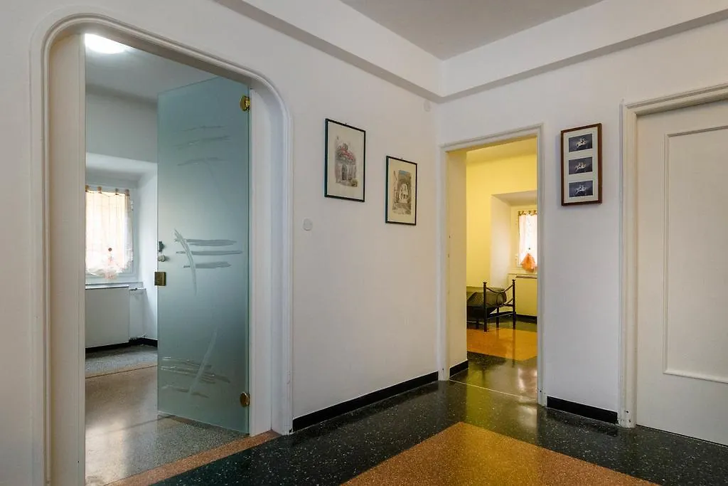 Appartamento Spianata Castelletto Gênes Appartement